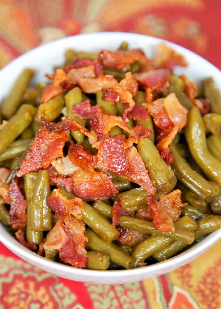 bowl of green beans and bacon