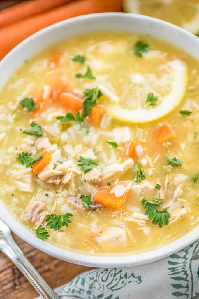 bowl of lemon chicken & rice soup