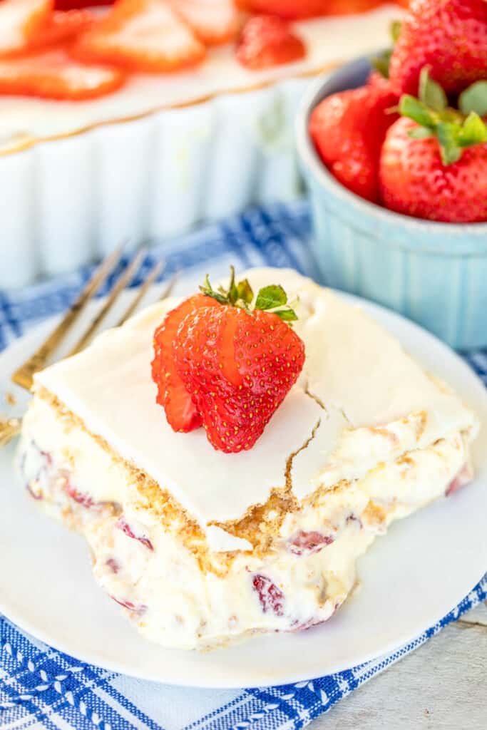 eclair cake topped with strawberries