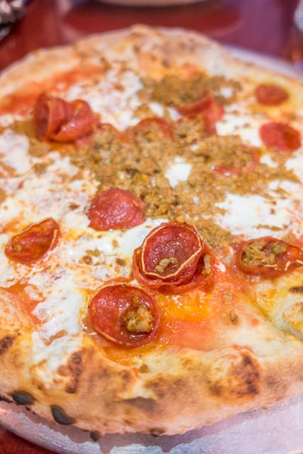 Pizza - Via Napoli - Epcot Walt Disney World 