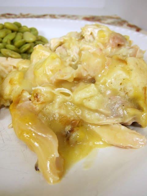 Chicken & Dumpling Casserole - use rotisserie chicken for a simple weeknight meal. Chicken, chicken broth, butter, flour, baking powder, salt, milk and cream of chicken soup. Can also use leftover holiday turkey. Guaranteed to have your kids asking for seconds!