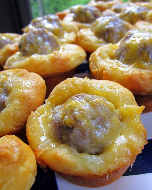 Sausage Biscuit Bites - sausage and cheese baked in a biscuit cup - great for parties and breakfast!