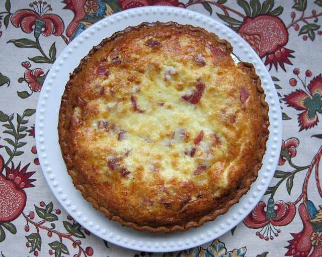 Serrano & Manchego Quiche Recipe - delicious quiche filled with serrano ham and manchego cheese (Spanish ham and cheese) - great flavors. Perfect for breakfast, lunch or dinner. Can make ahead and freeze unbaked.
