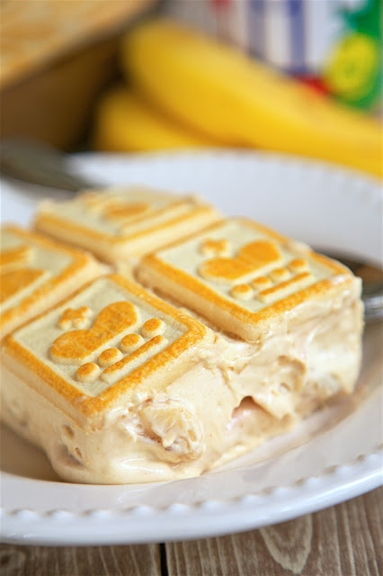 Peanut Butter Banana Pudding - peanut butter and bananas never tasted so good! Great dessert for a crowd! Can make ahead of time and refrigerate (it actually gets better the longer it sits). Chessmen cookies, bananas, milk, pudding, peanut butter, cream cheese, sweetened condensed milk and cool whip. Everyone always asks for the recipe!