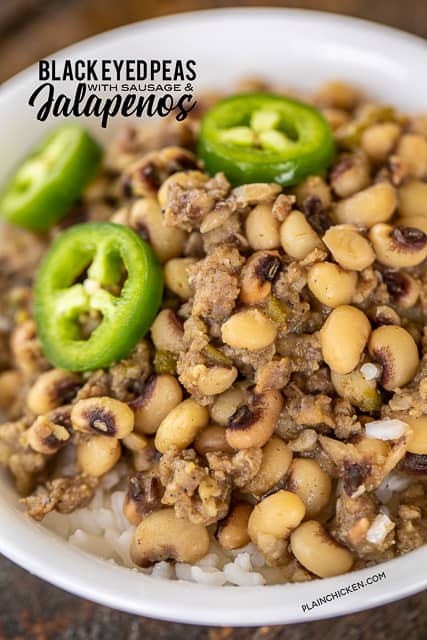 Black Eyed Peas with Sausage and Jalapeños - the BEST black eyed peas EVER! I could make a meal out of these yummy peas!!! Frozen black eyed peas, sausage, jalapeños, garlic, salt, onion, cumin, sage, chicken broth. A must for your New Year's Day meal. Great side dish! #sidedish #blackeyedpeas #sausage