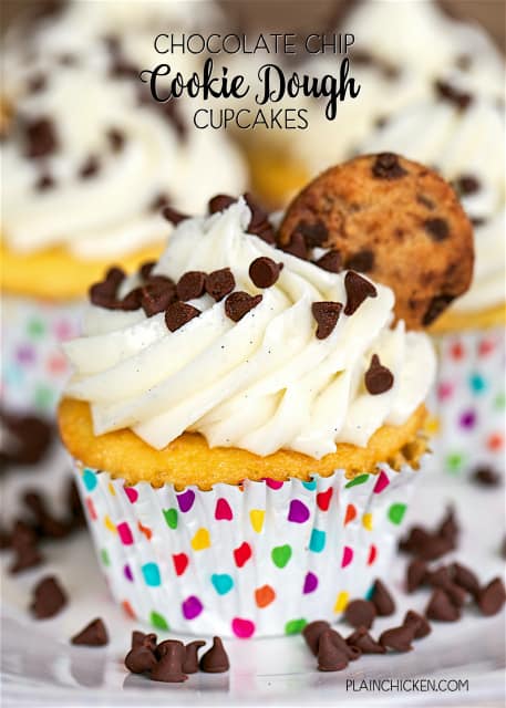 Chocolate Chip Cookie Dough Cupcakes - seriously the BEST cupcakes EVER! SO easy! Cake mix, refrigerated cookie dough and homemade buttercream. SO easy and they taste AMAZING! Easy and delicious dessert recipe!!