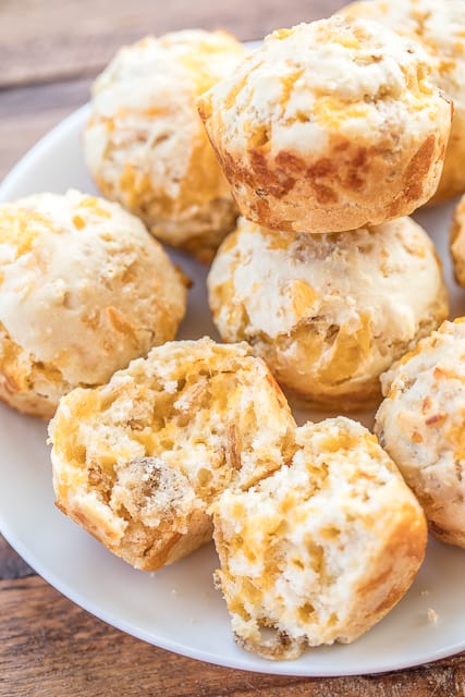 French Onion Biscuits - only 5 ingredients! The hardest part of making these biscuits is resisting the urge to snack on the French fried onions while making the batter! Bisquick, cheddar cheese, French fried onions, eggs and milk. SO easy and they taste great!!! Great for any night of the week! 