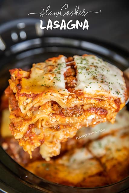 Slow Cooker Lasagna - our favorite lasagna recipe made in the slow cooker! SO easy! No need to boil the noodles - just toss them in the slow cooker unbaked.They will cook along with the lasagna in the slow cooker. Italian sausage, cottage cheese, egg, parsley, spaghetti sauce, tomato sauce, lasagna noodles, mozzarella and parmesan. Serve with some garlic bread and a salad. Can freeze leftovers for later. We LOVE this lasagna casserole recipe!!! #crockpot #slowcooker #lasagna