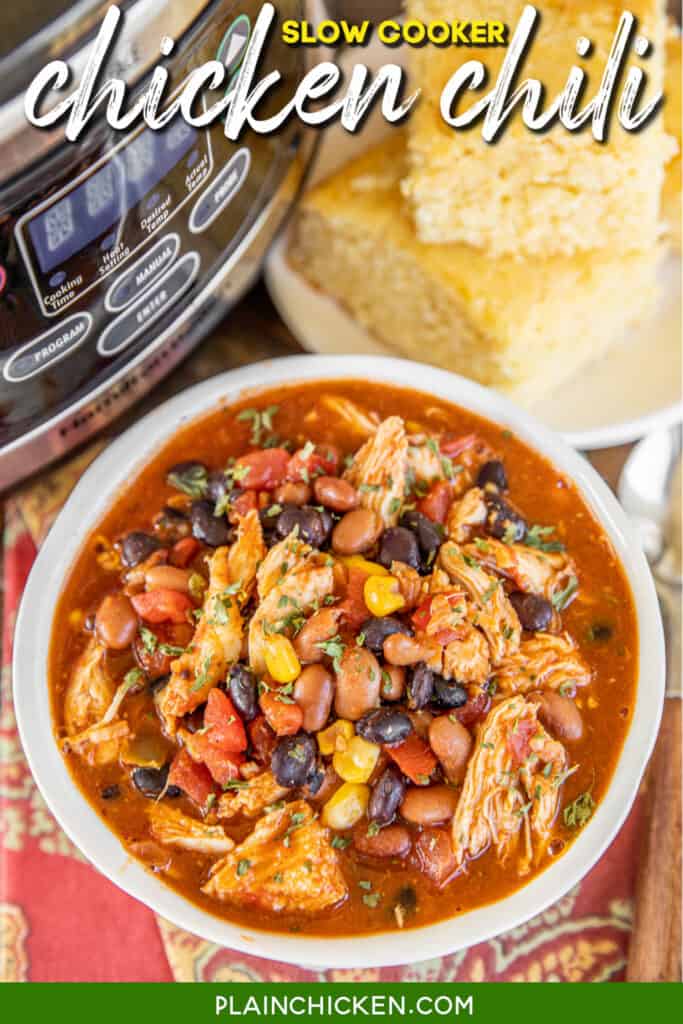bowl of chicken chili with beans