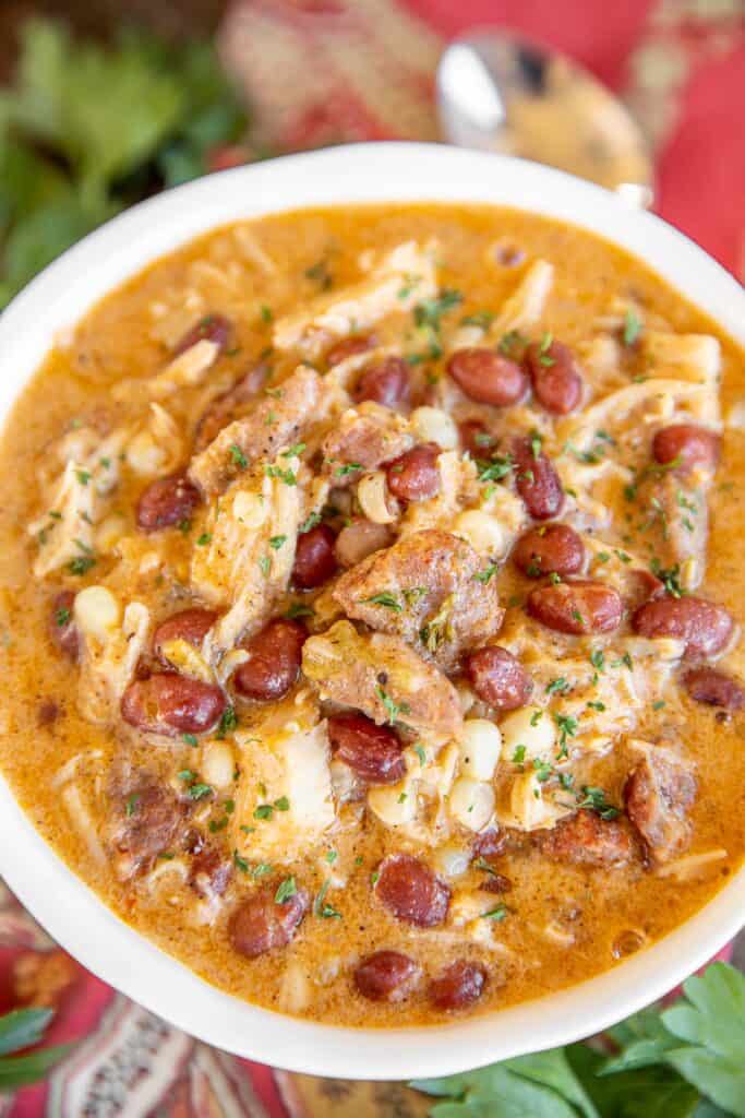 bowl of chicken chili with red beans