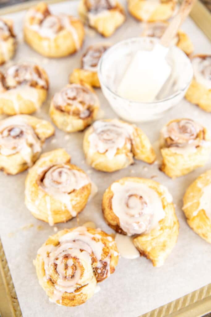 puff pastry cinnamon rolls on a baking sheet